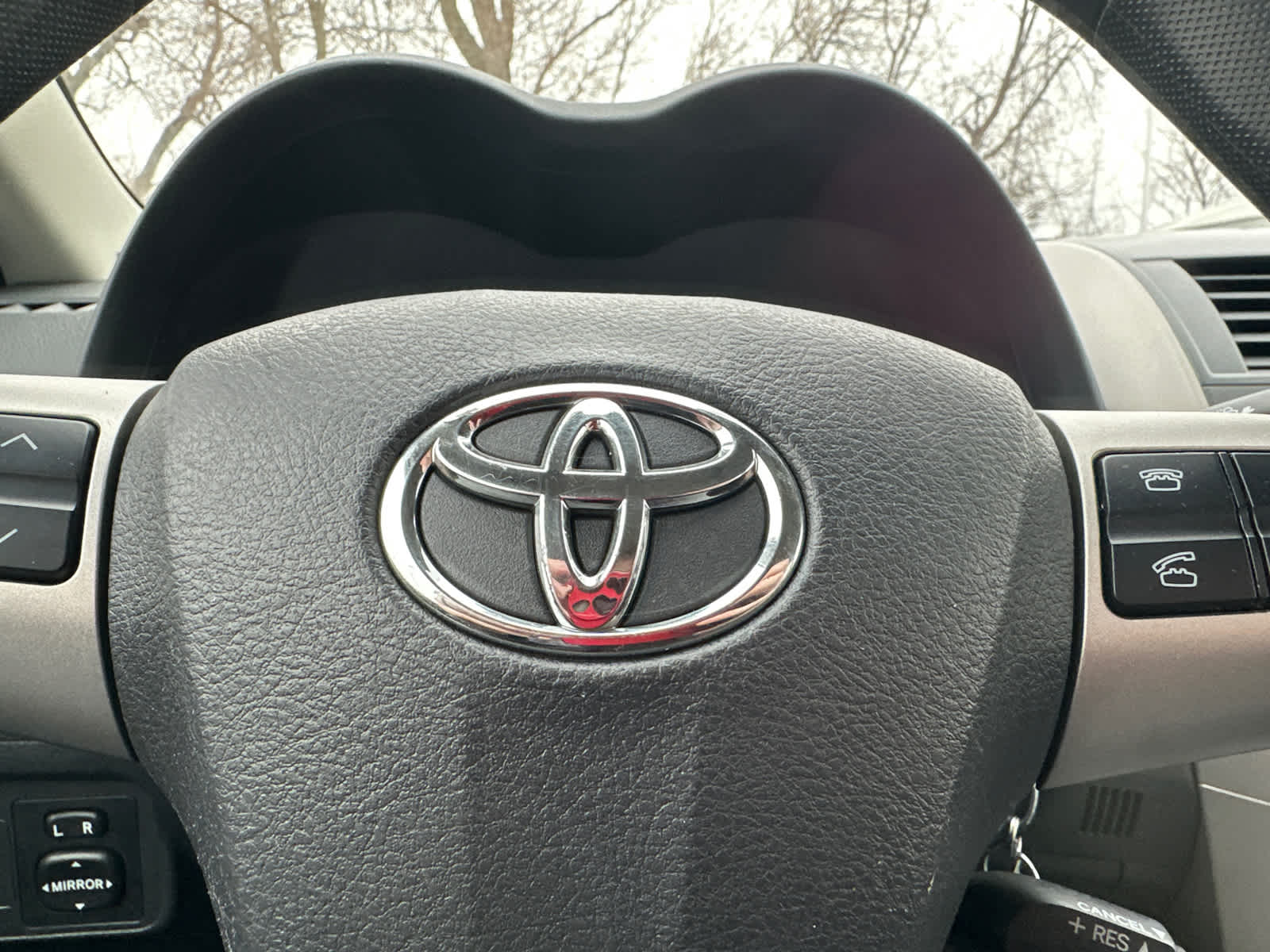 Thumbnail: 2011 Toyota Corolla - 18