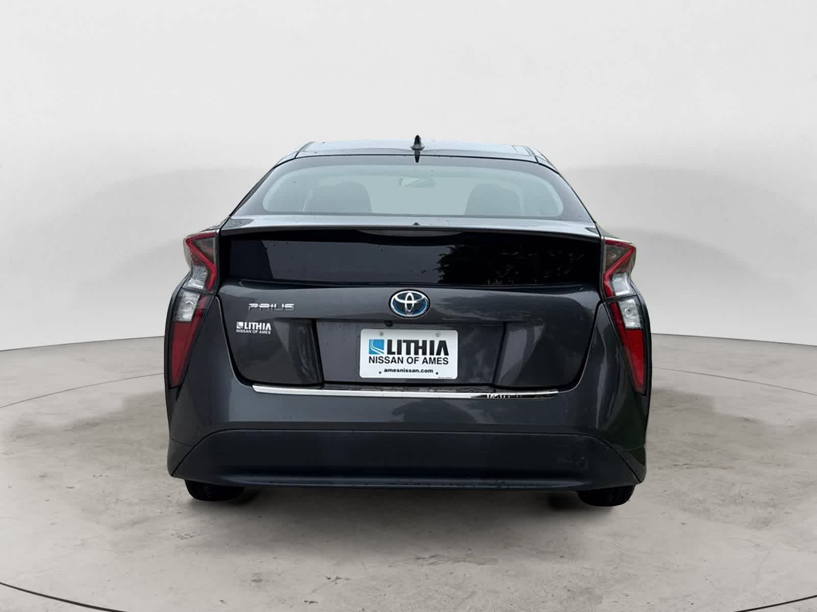 Thumbnail: 2018 Toyota Prius - 5