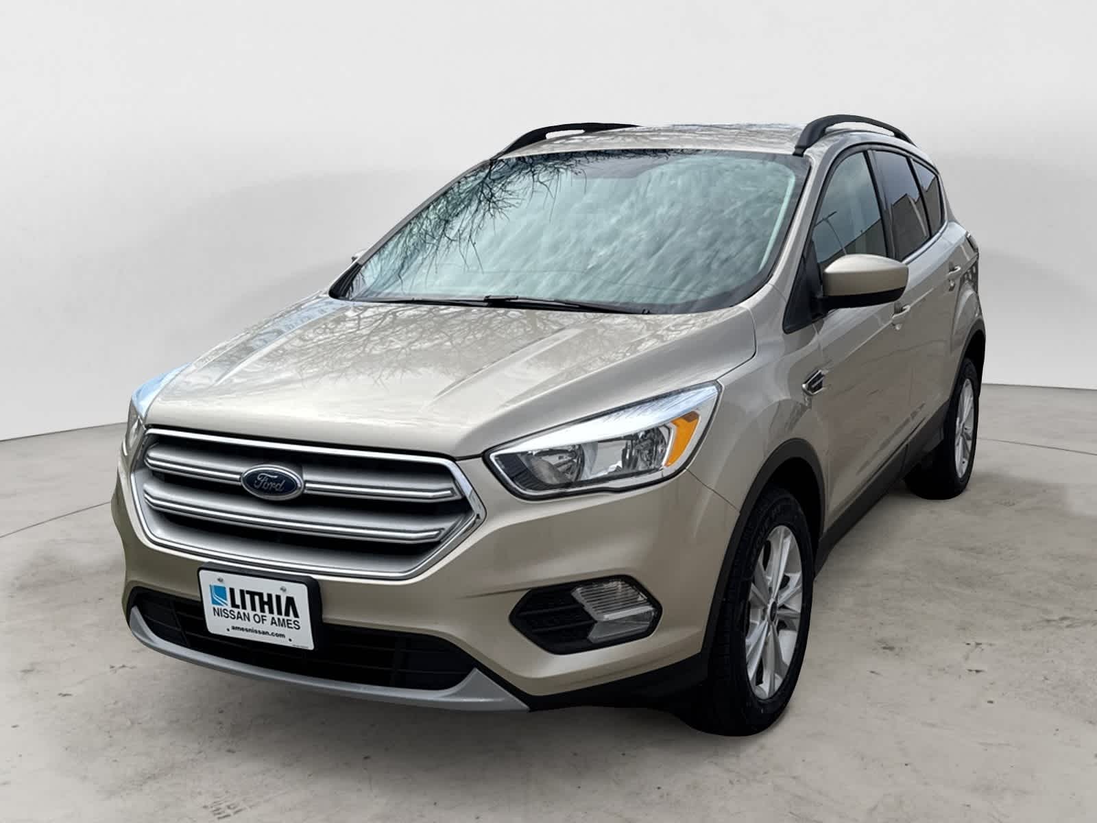 Thumbnail: 2018 Ford Escape - 1