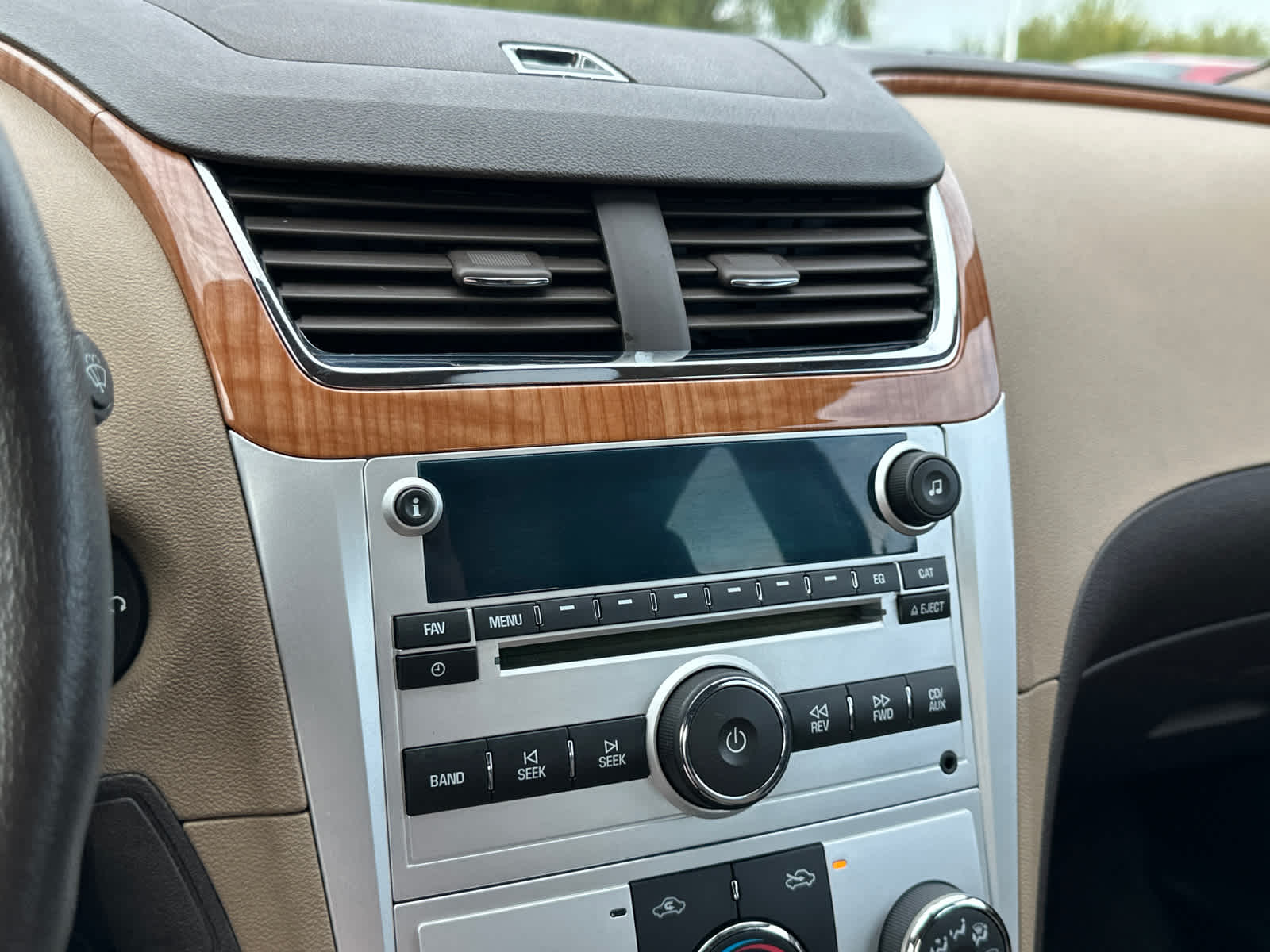Thumbnail: 2008 Chevrolet Malibu - 21