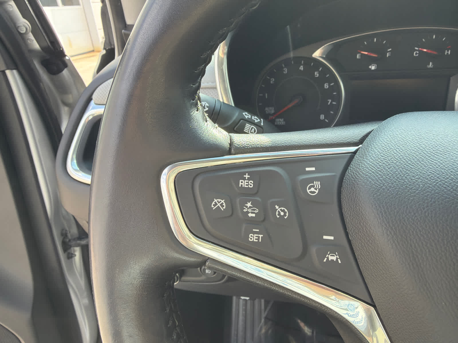 Thumbnail: 2020 Chevrolet Equinox - 20