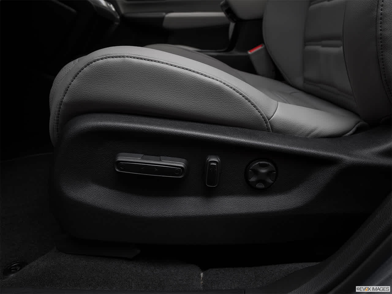 Thumbnail: 2017 Honda CR-V - 25