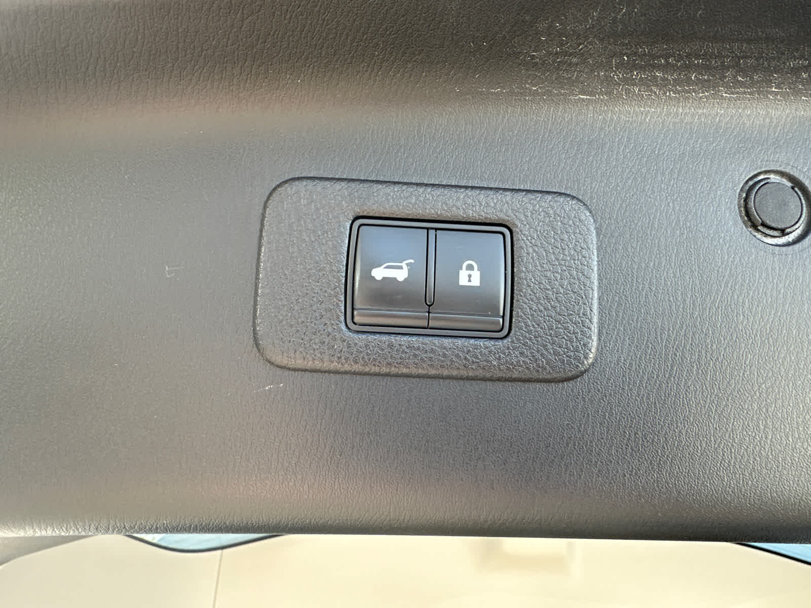 Thumbnail: 2021 Nissan Armada - 11