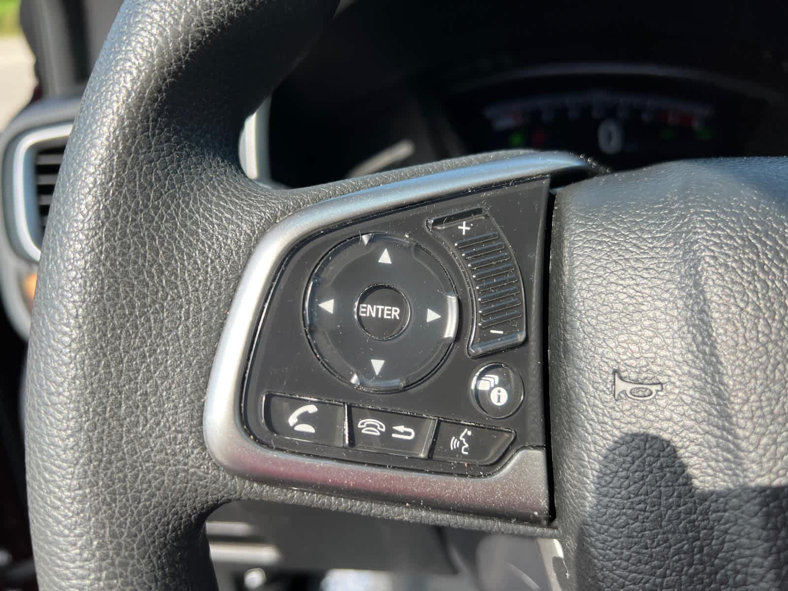 Thumbnail: 2018 Honda CR-V - 17