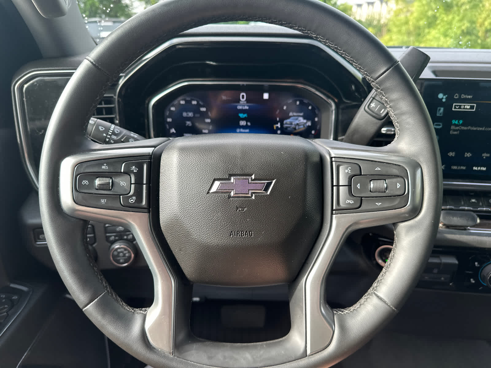 Thumbnail: 2023 Chevrolet Silverado 1500 - 14