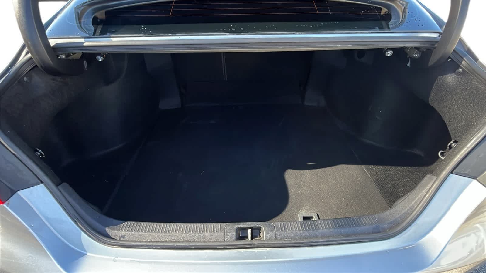 Thumbnail: 2019 Toyota Camry - 6