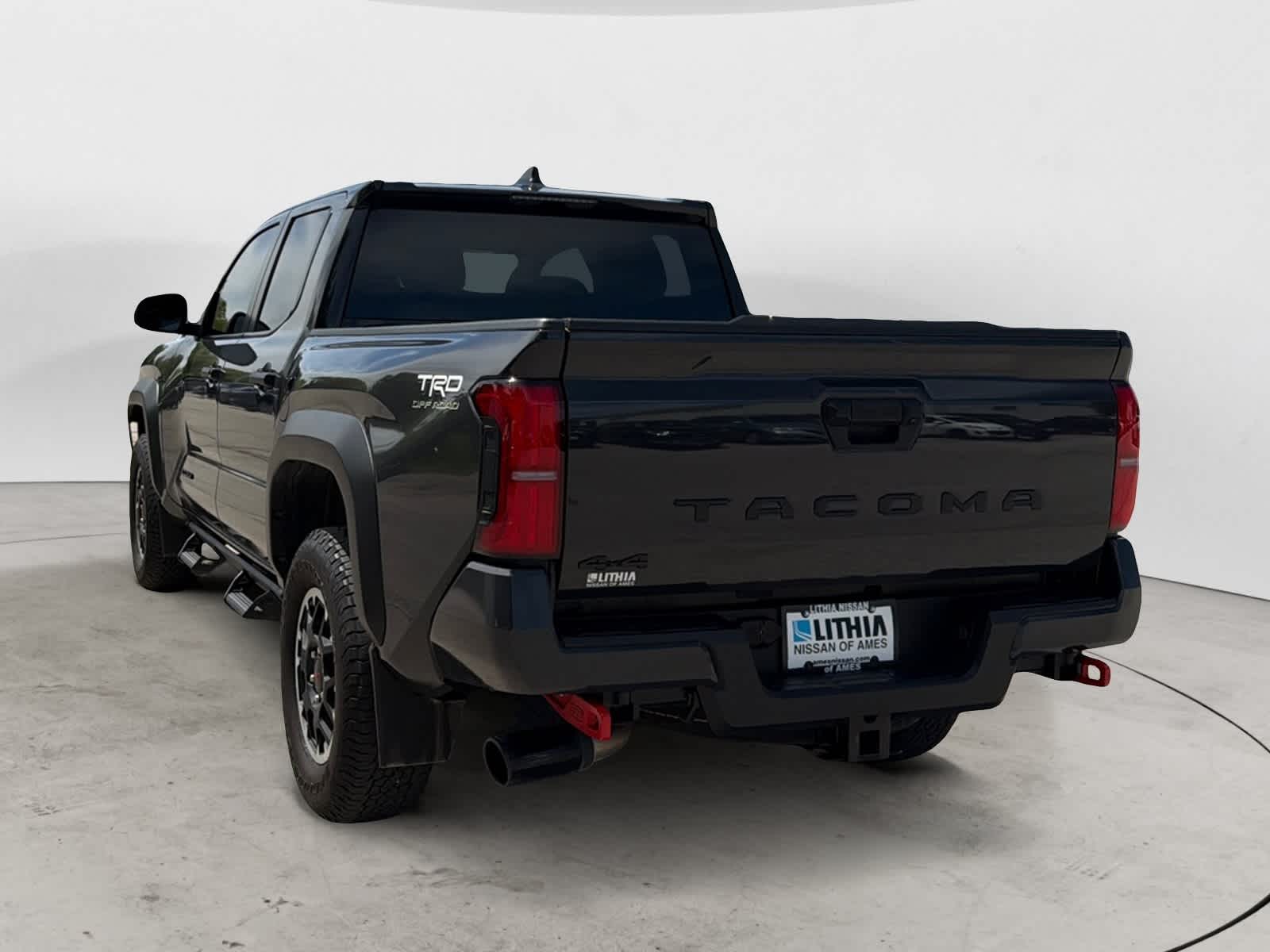 Thumbnail: 2024 Toyota Tacoma - 3