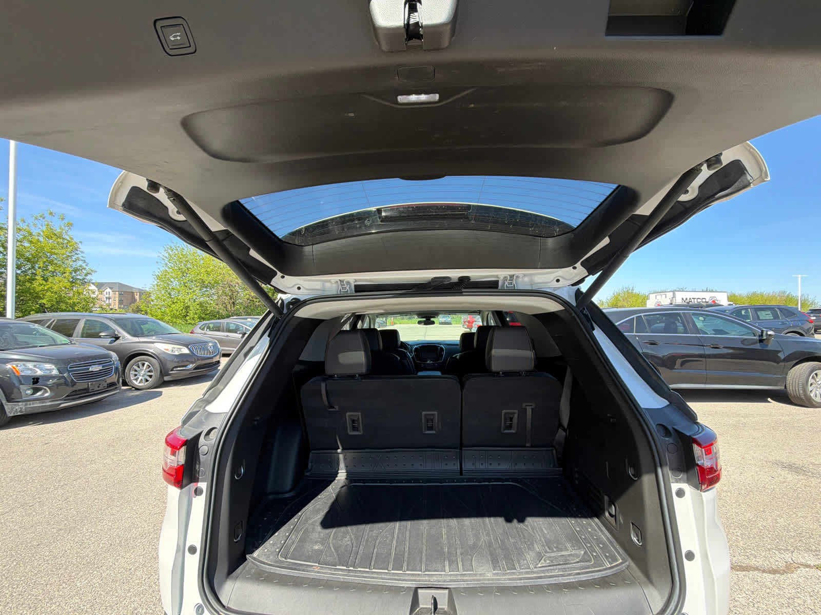2020 Chevrolet Traverse 3LT - Photo 12