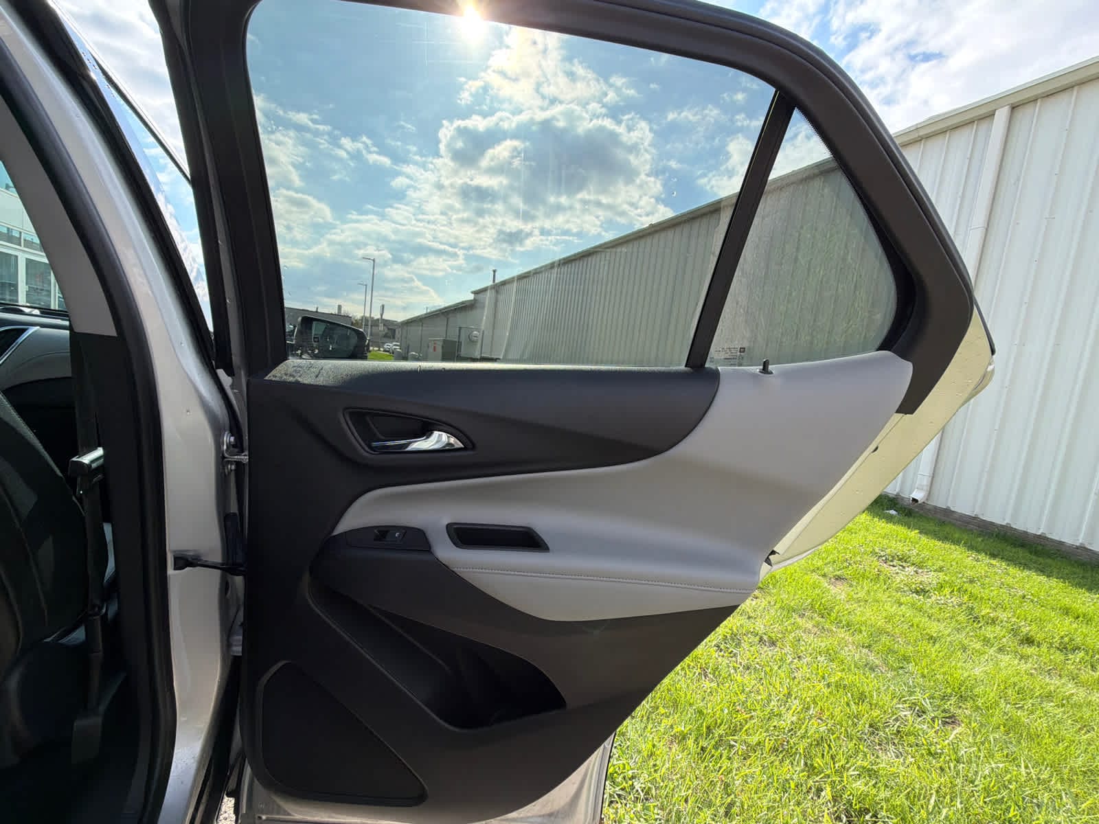 Thumbnail: 2020 Chevrolet Equinox - 9