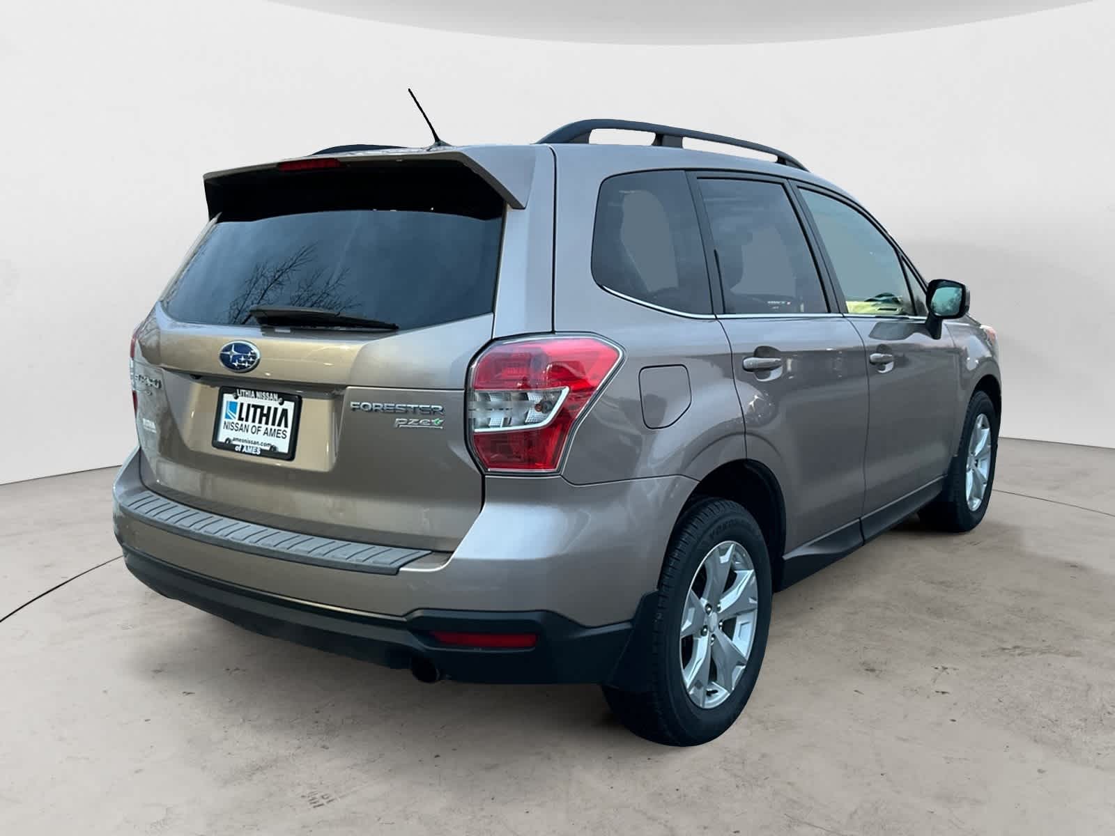 Thumbnail: 2015 Subaru Forester - 3