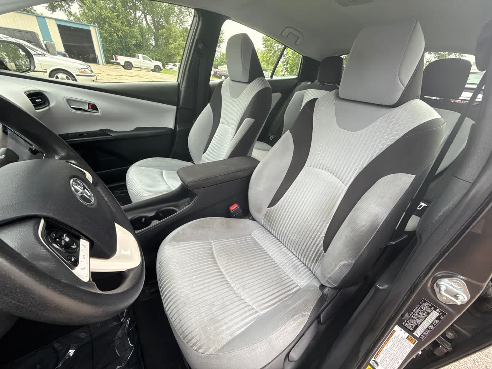 Thumbnail: 2018 Toyota Prius - 23