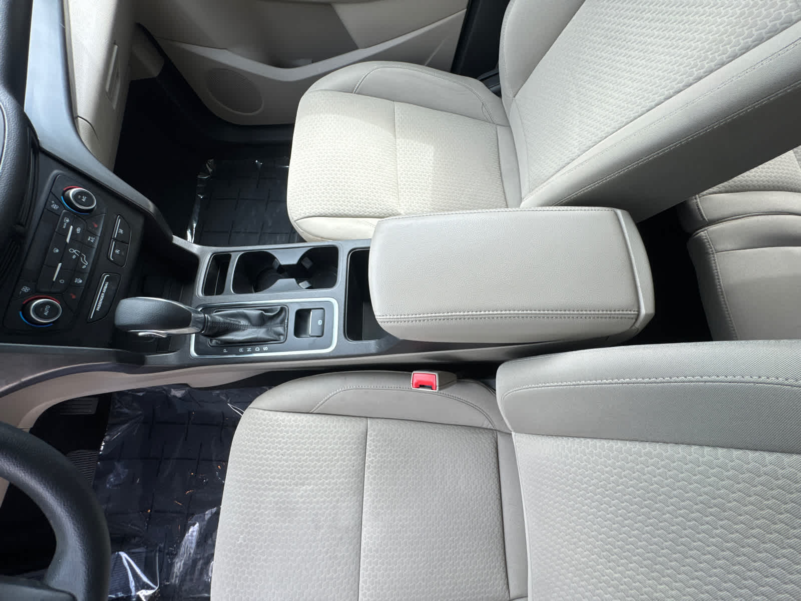 Thumbnail: 2018 Ford Escape - 22