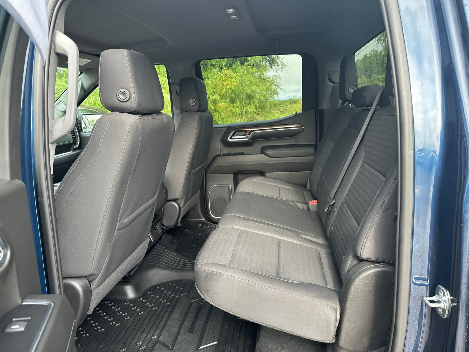 Thumbnail: 2023 Chevrolet Silverado 1500 - 22