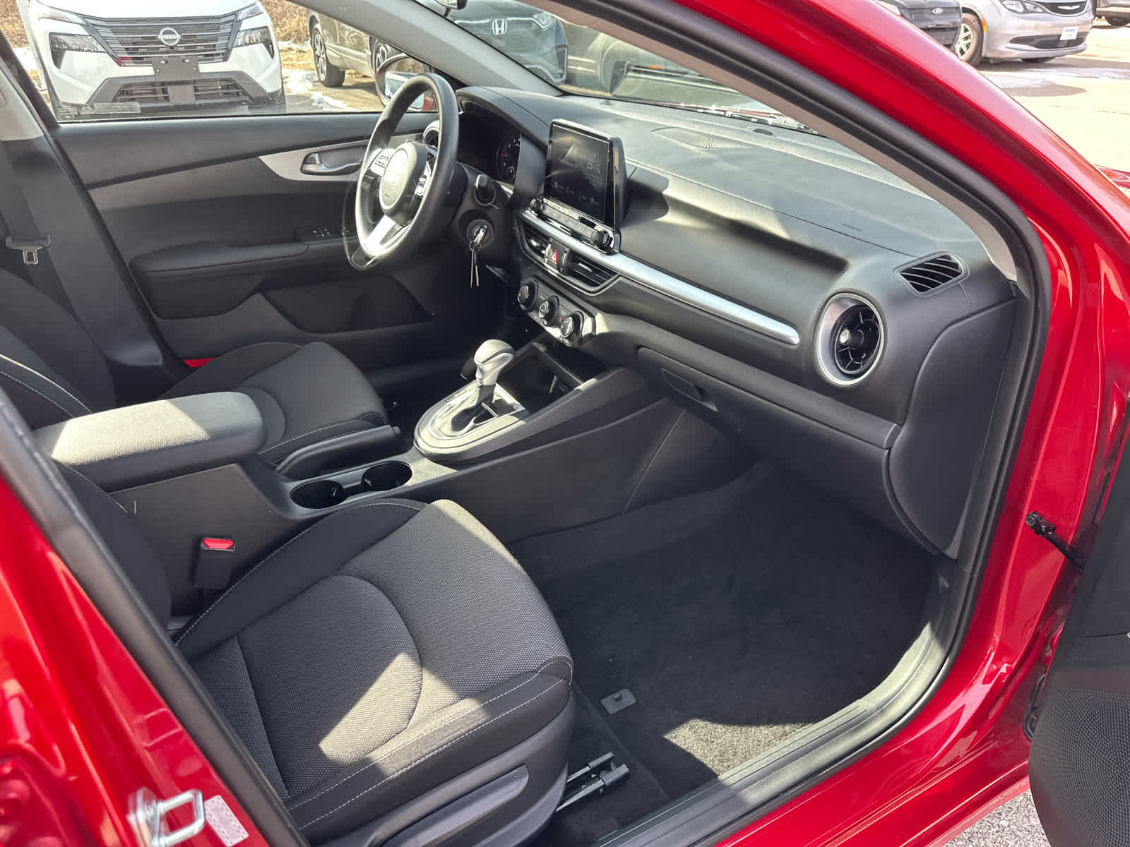 Thumbnail: 2024 Kia Forte - 7