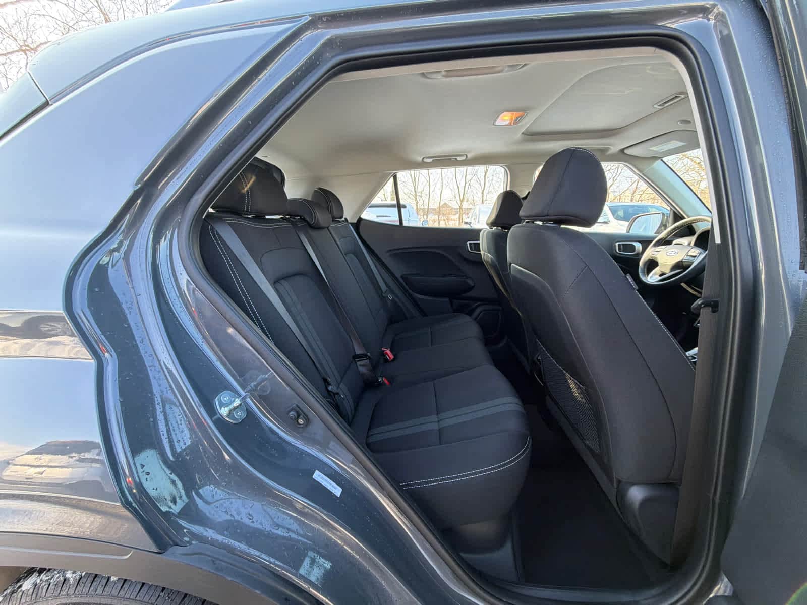 2025 Hyundai Venue SEL - Photo 10