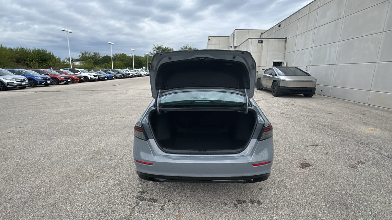 Thumbnail: 2025 Honda Accord - 11