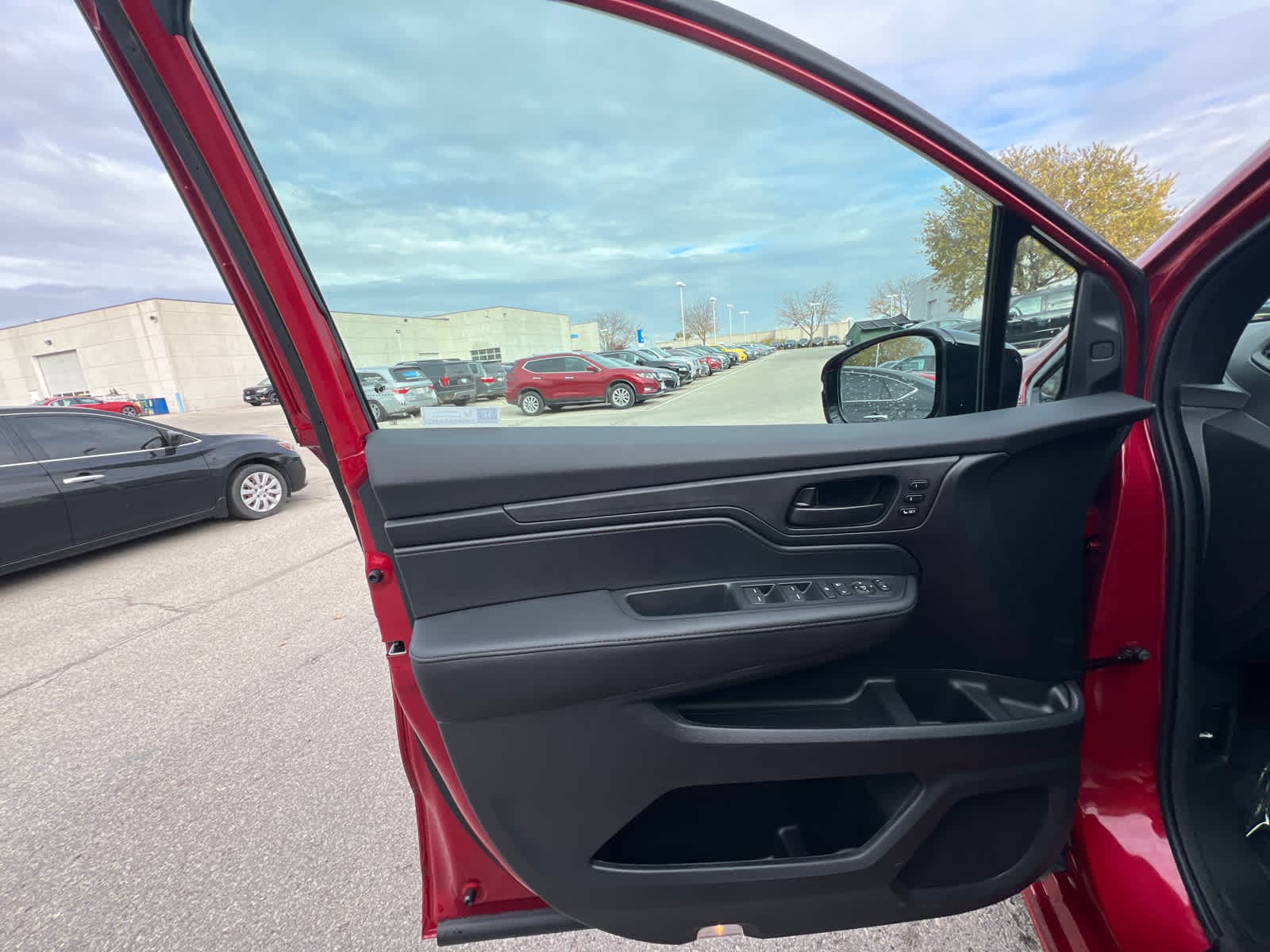 Thumbnail: 2026 Honda Odyssey - 16