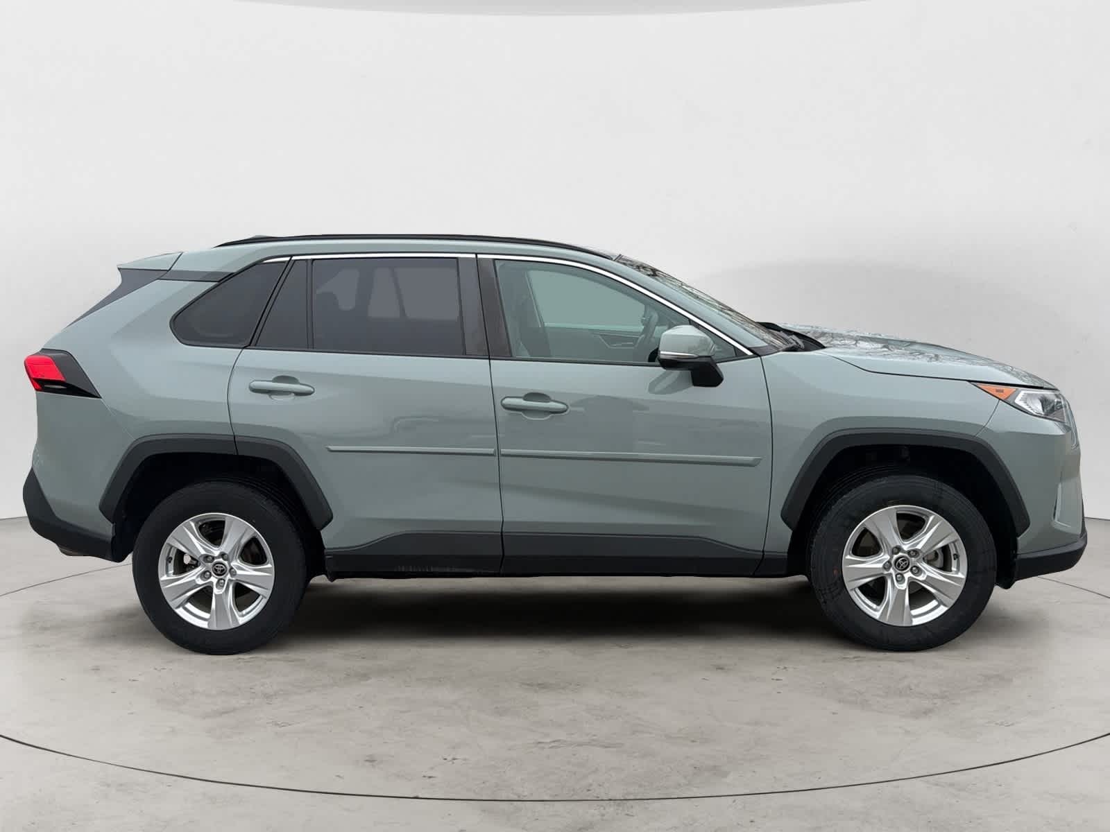 Thumbnail: 2021 Toyota RAV4 - 5