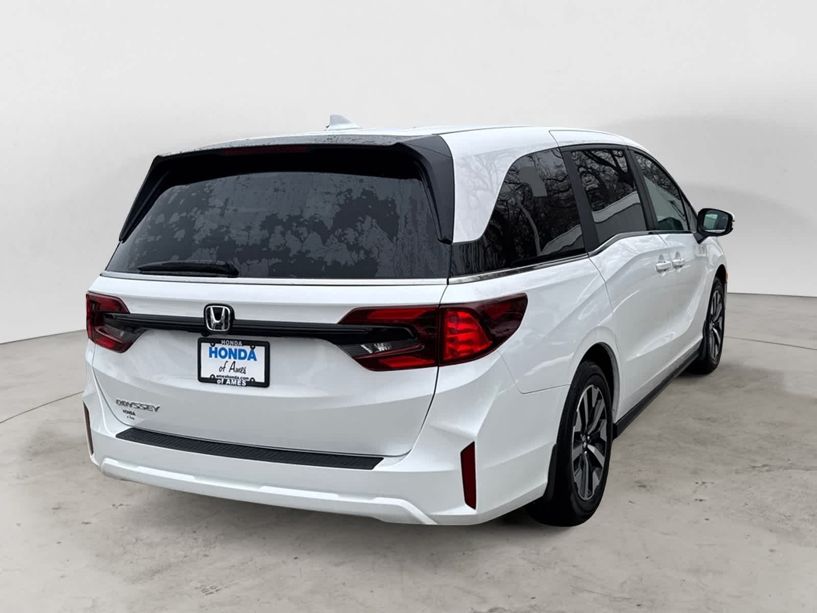 Thumbnail: 2026 Honda Odyssey - 4