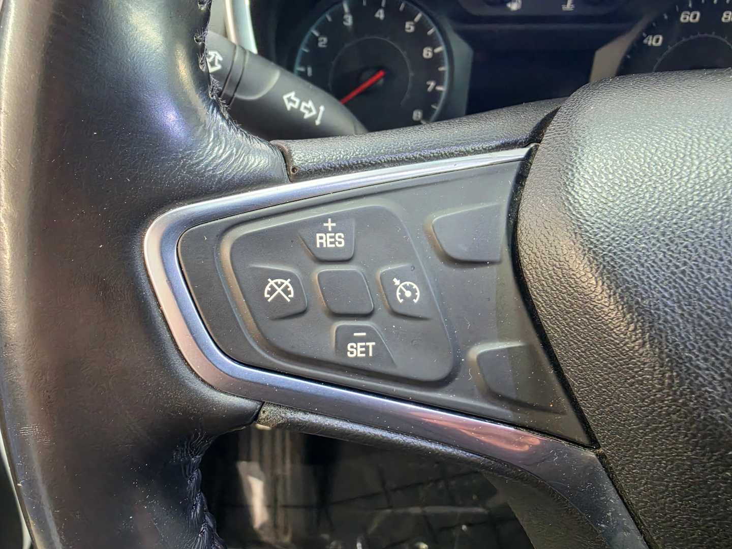 Thumbnail: 2018 Chevrolet Equinox - 23