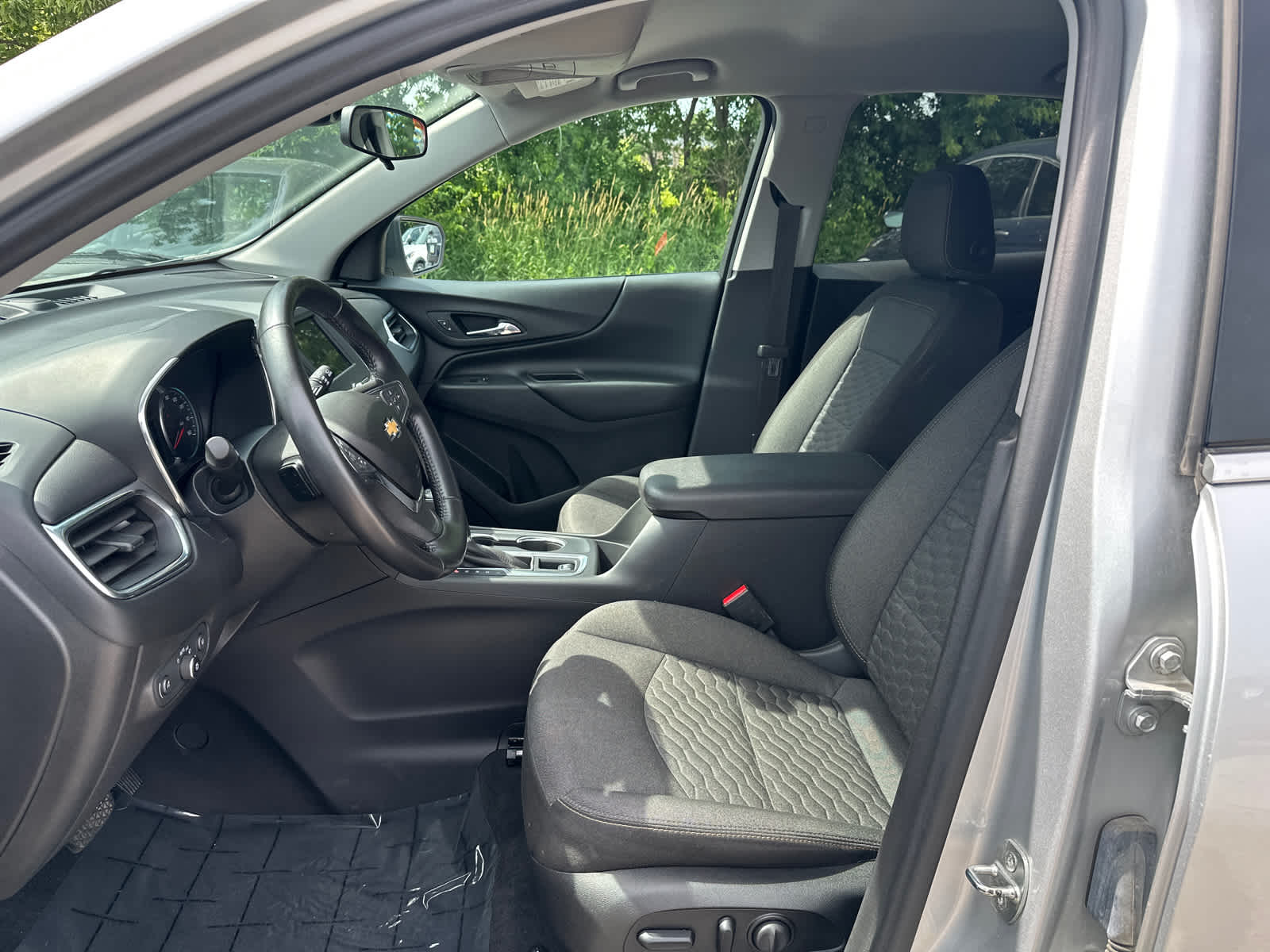 Thumbnail: 2020 Chevrolet Equinox - 11