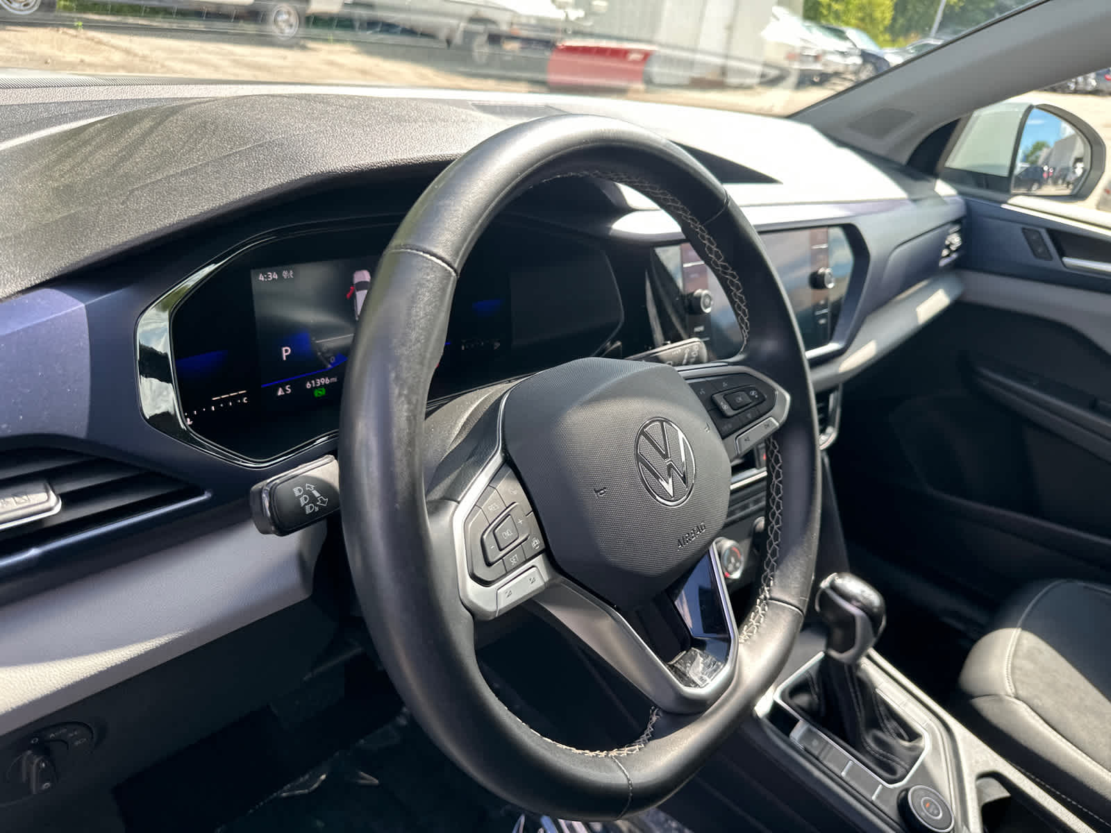 Thumbnail: 2022 Volkswagen Taos - 18