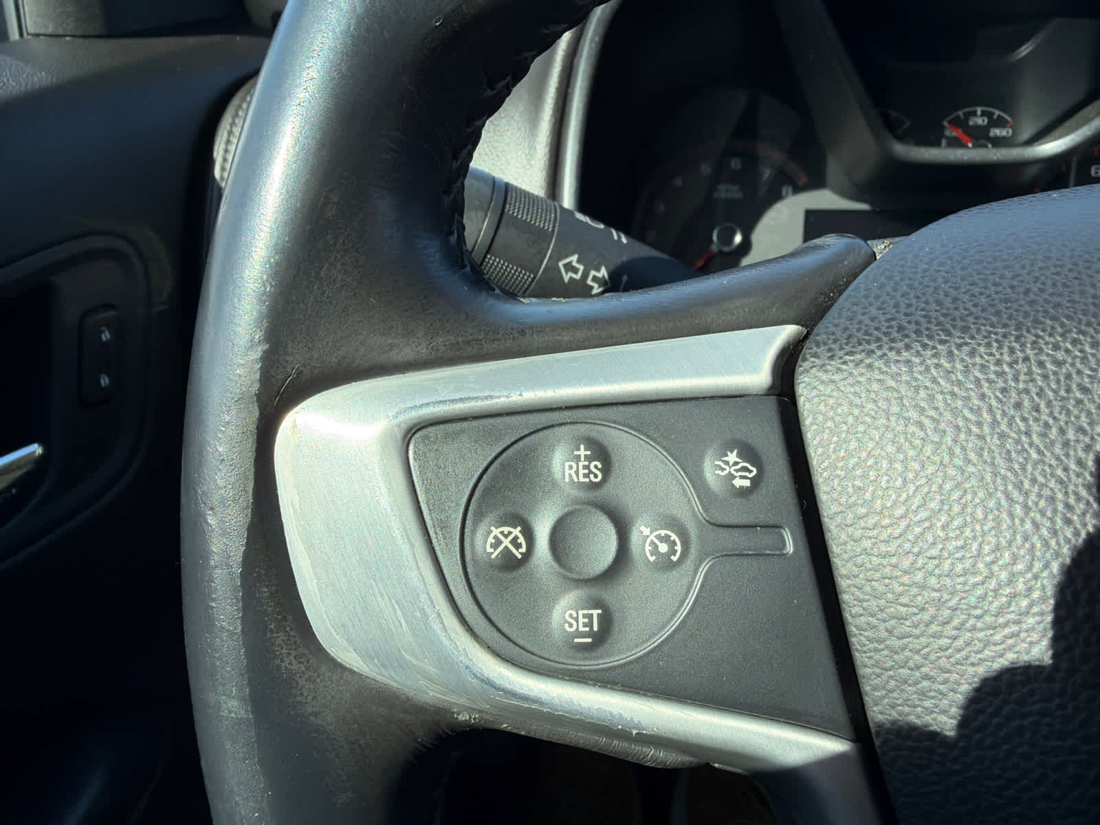 Thumbnail: 2016 GMC Canyon - 19