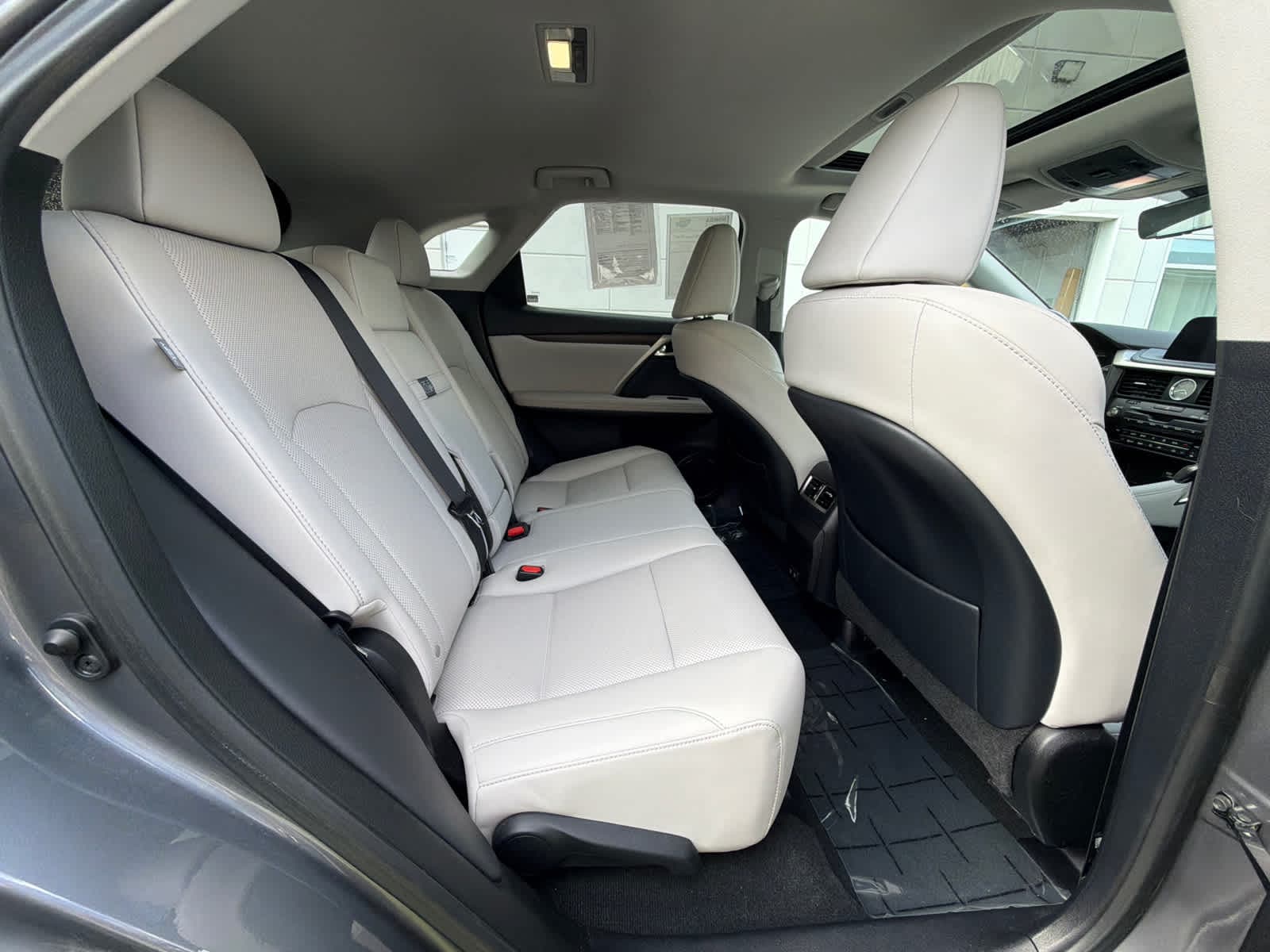 Thumbnail: 2020 Lexus RX - 10