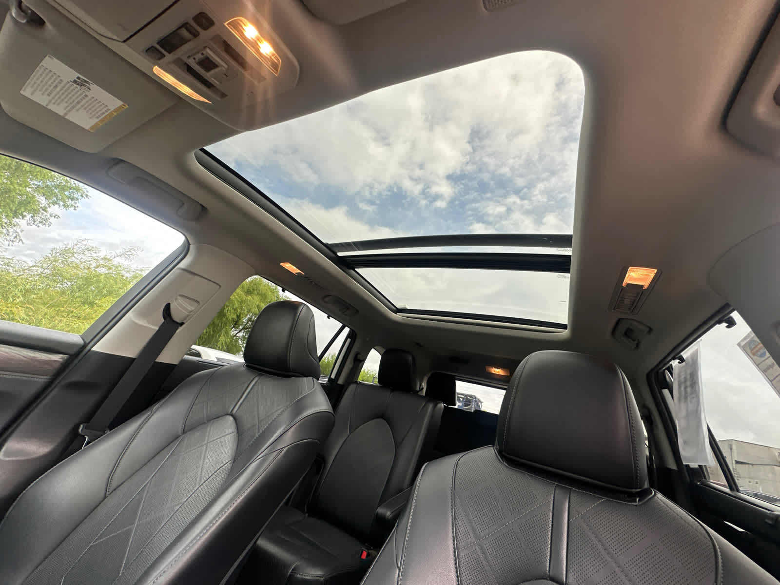 Thumbnail: 2022 Toyota Highlander - 29