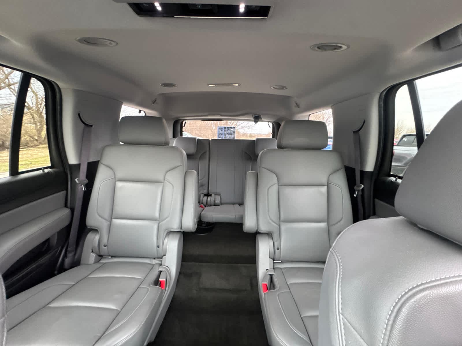 Thumbnail: 2017 Chevrolet Tahoe - 30