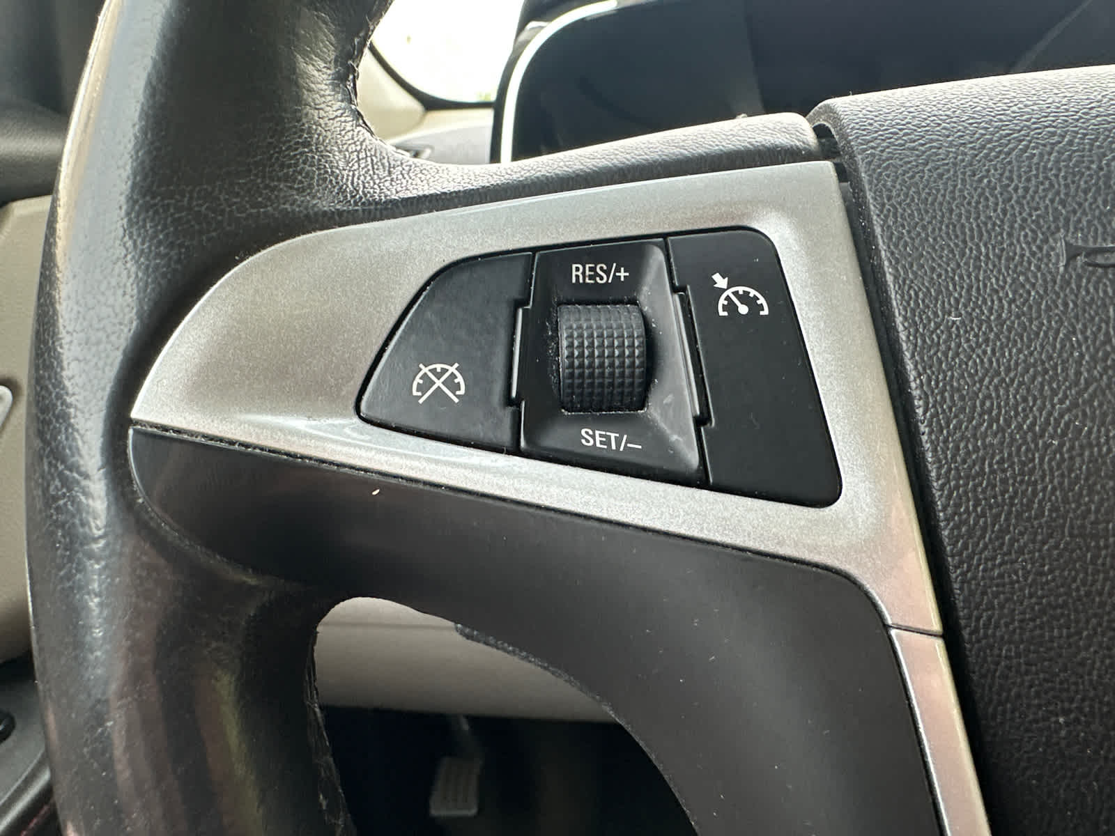 Thumbnail: 2011 GMC Terrain - 20