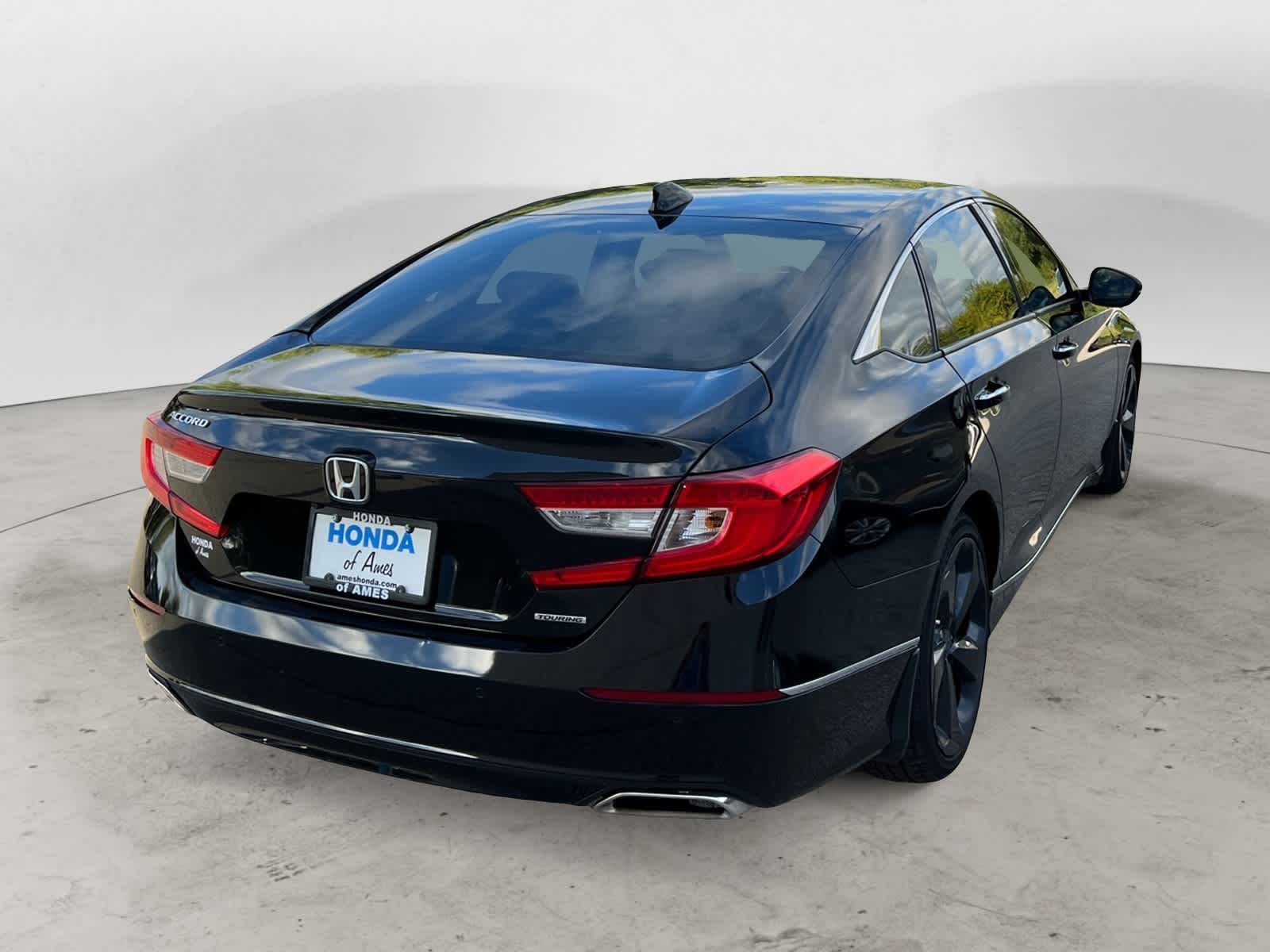 Thumbnail: 2018 Honda Accord - 3