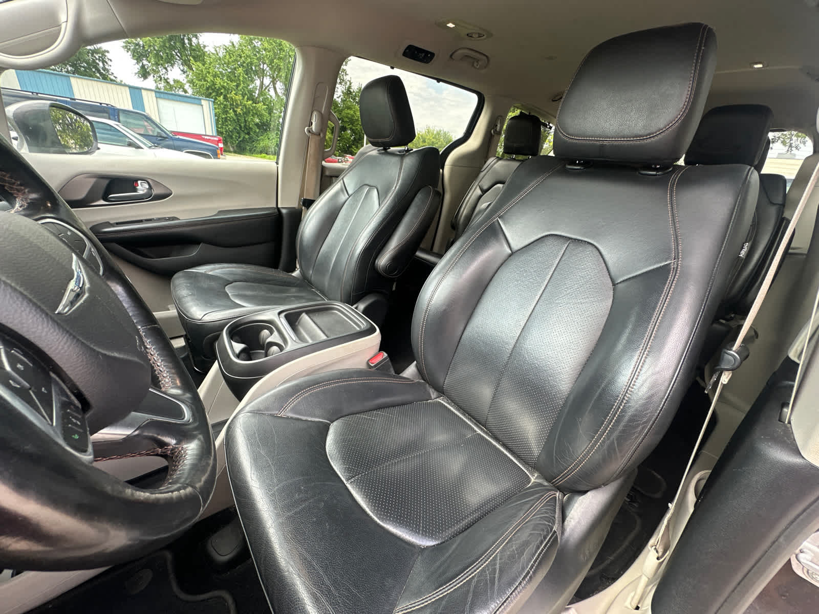Thumbnail: 2020 Chrysler Pacifica - 22