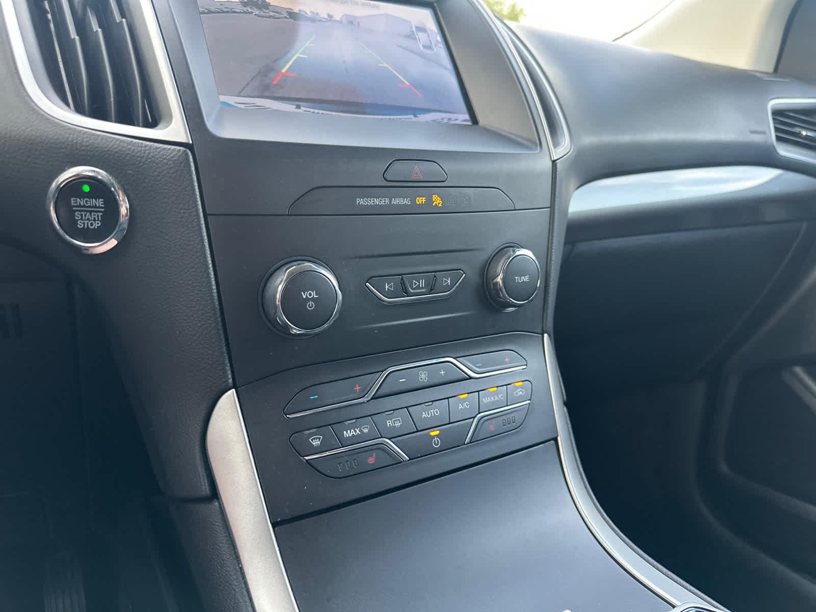 Thumbnail: 2019 Ford Edge - 29
