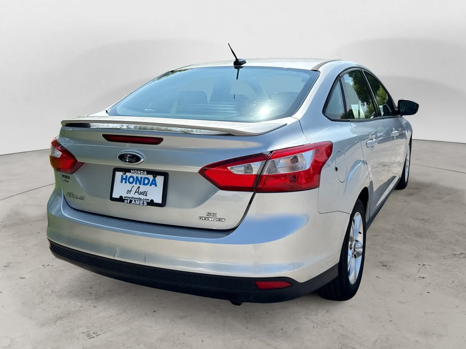 Thumbnail: 2012 Ford Focus - 3
