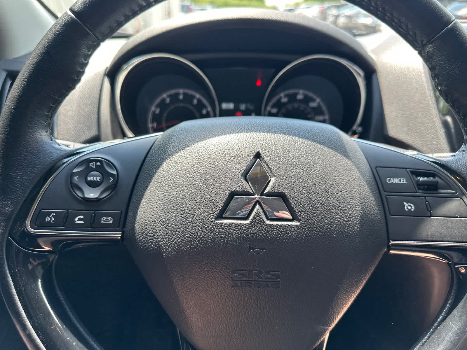 Thumbnail: 2021 Mitsubishi Outlander Sport - 18