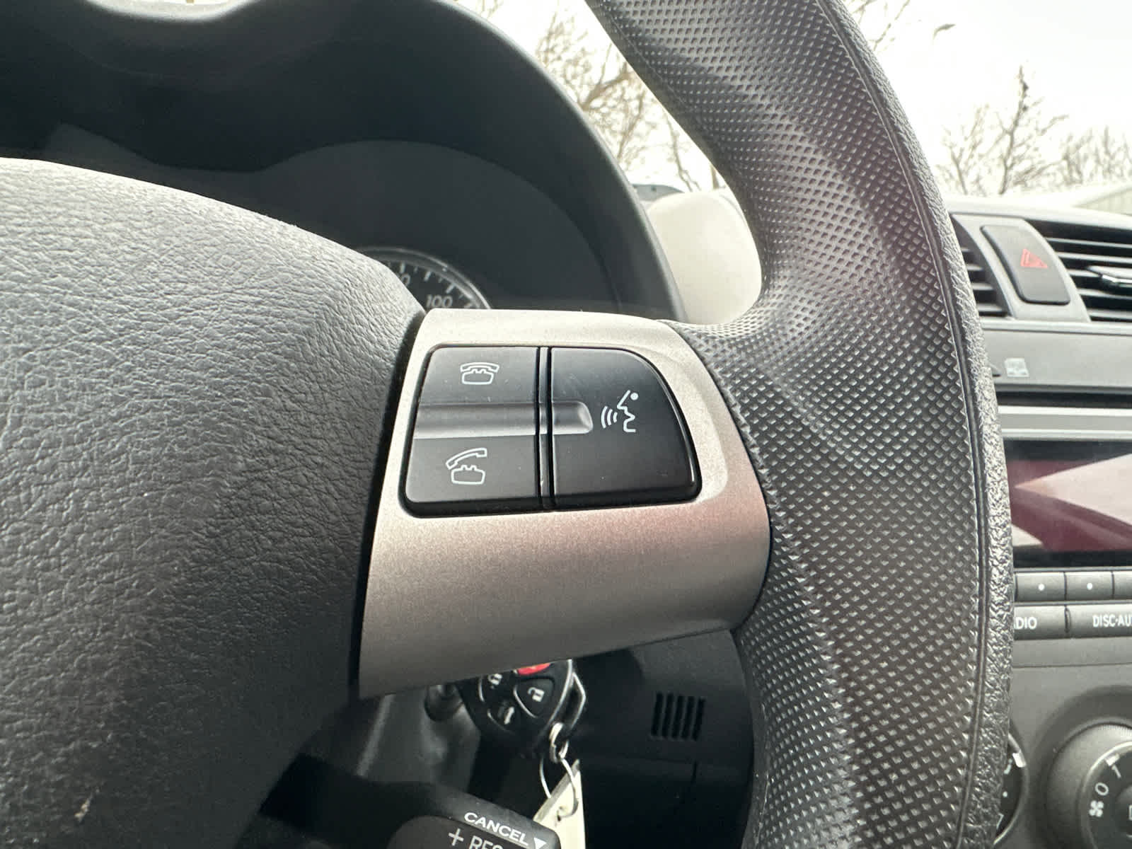 Thumbnail: 2011 Toyota Corolla - 17