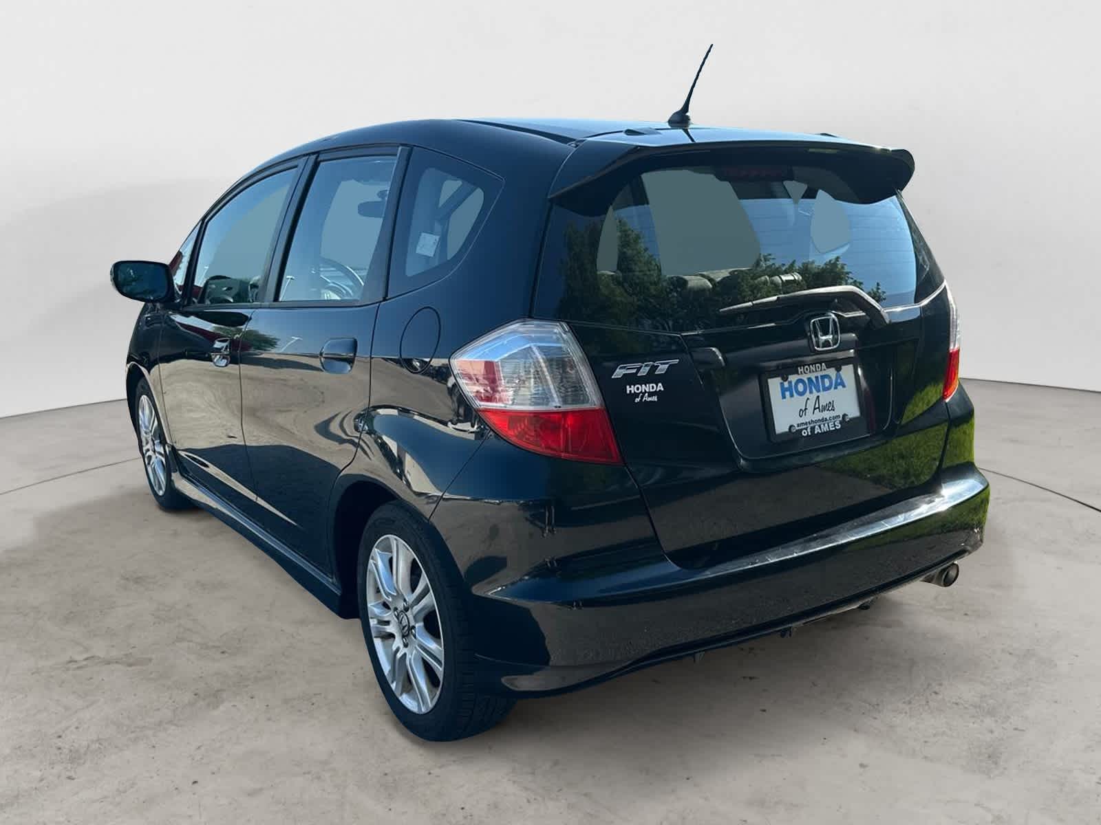 Thumbnail: 2011 Honda Fit - 4