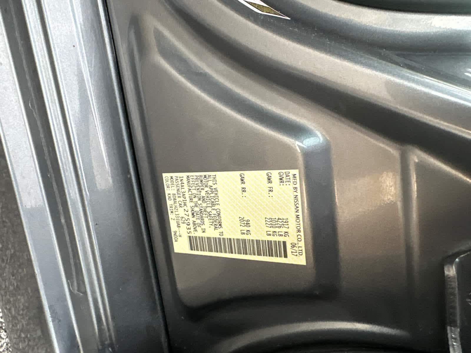 Thumbnail: 2017 Nissan Altima - 16