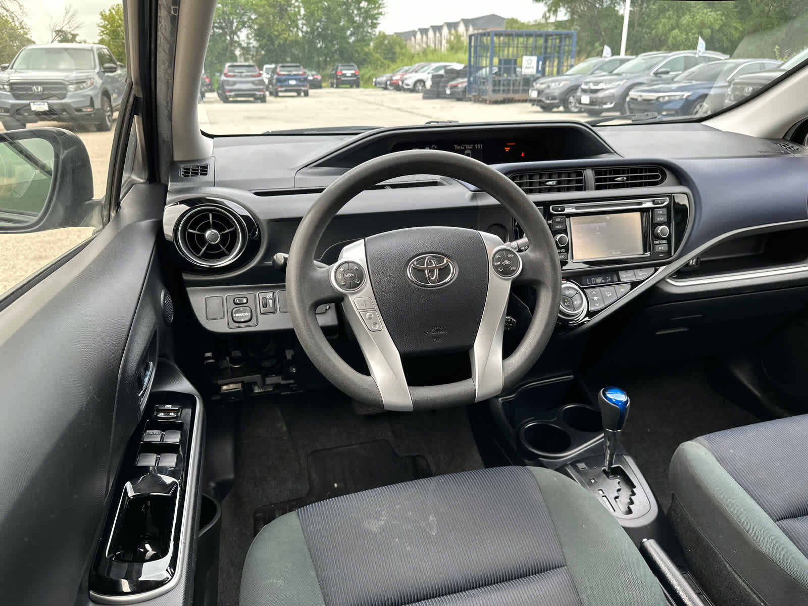 2016 Toyota Prius c Two 19