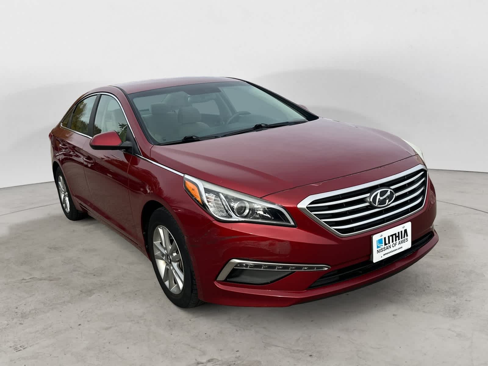 Thumbnail: 2015 Hyundai Sonata - 4