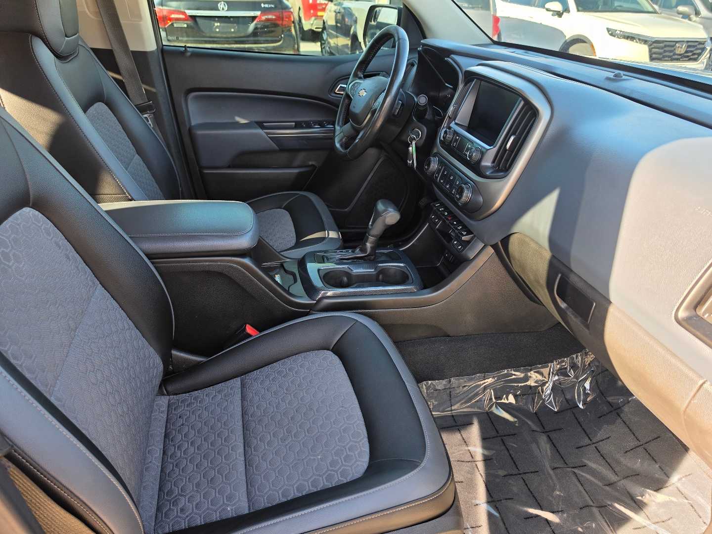 Thumbnail: 2021 Chevrolet Colorado - 14