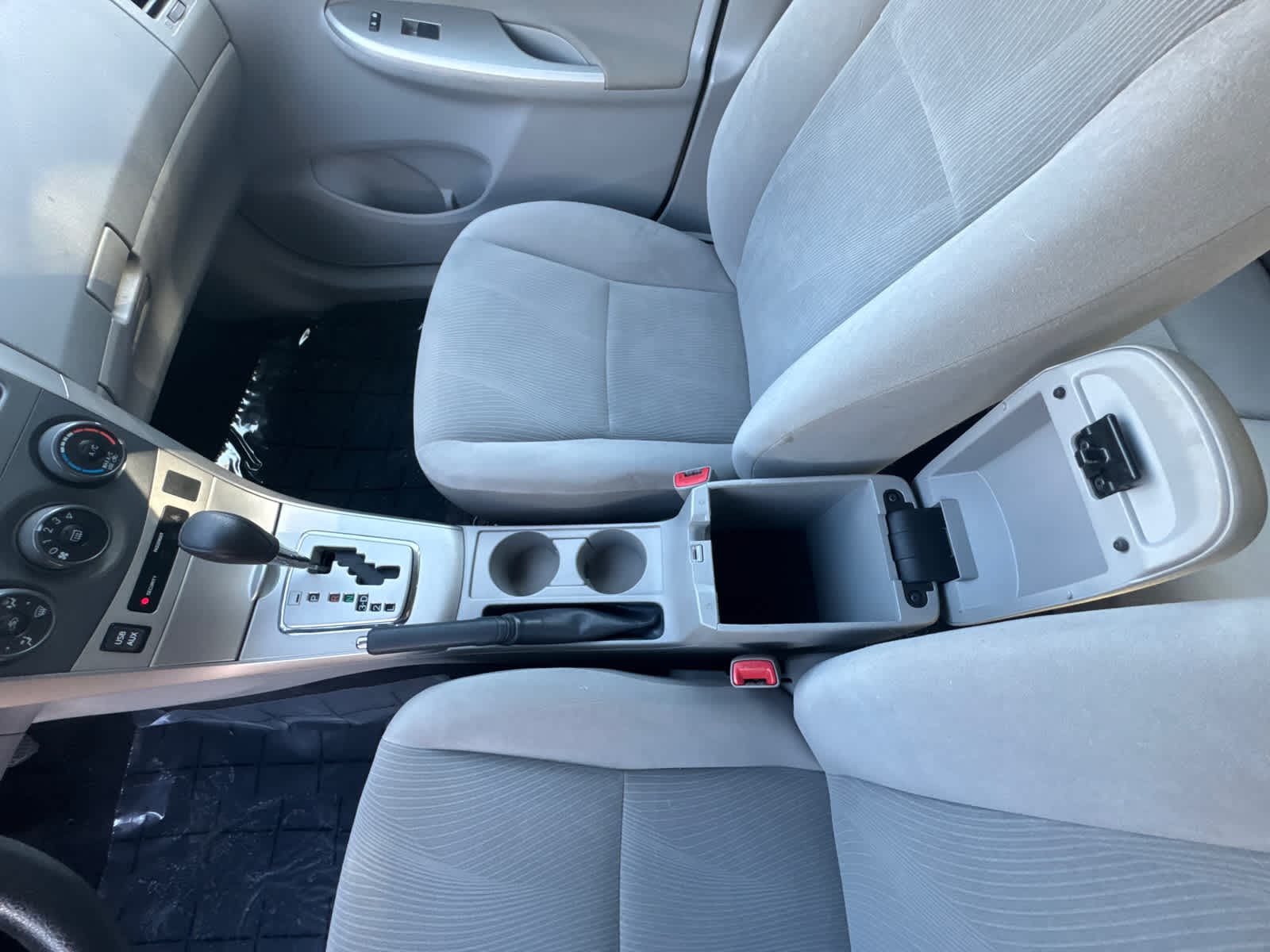 Thumbnail: 2012 Toyota Corolla - 19