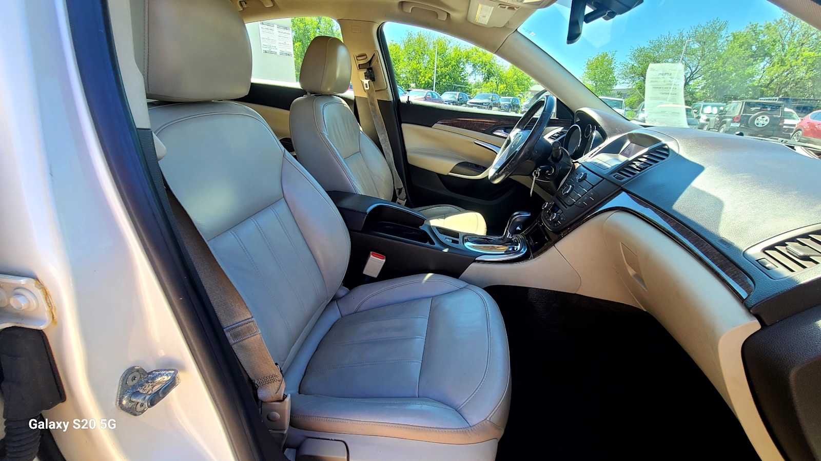 Thumbnail: 2012 Buick Regal - 18