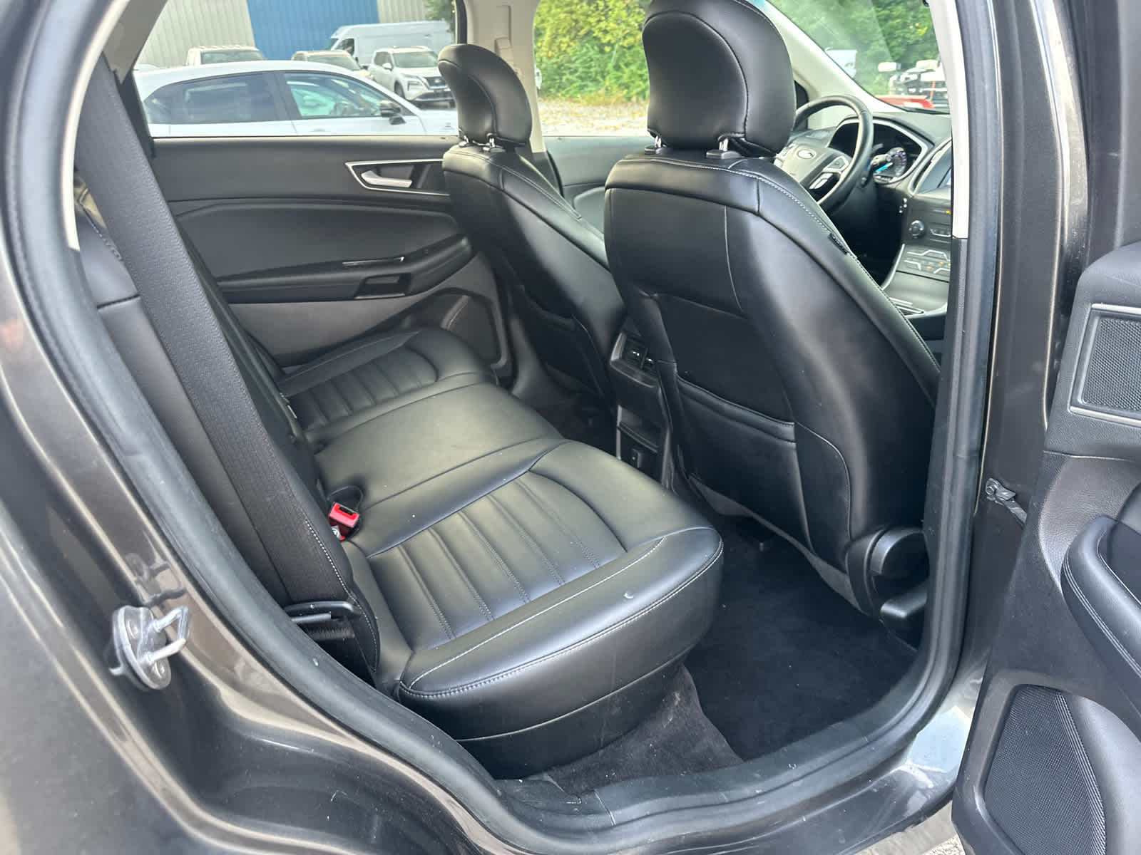 Thumbnail: 2019 Ford Edge - 11