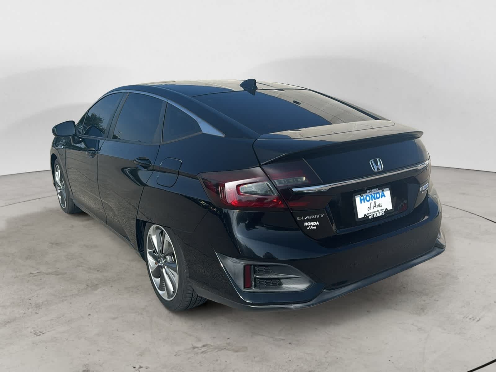 Thumbnail: 2018 Honda Clarity - 3