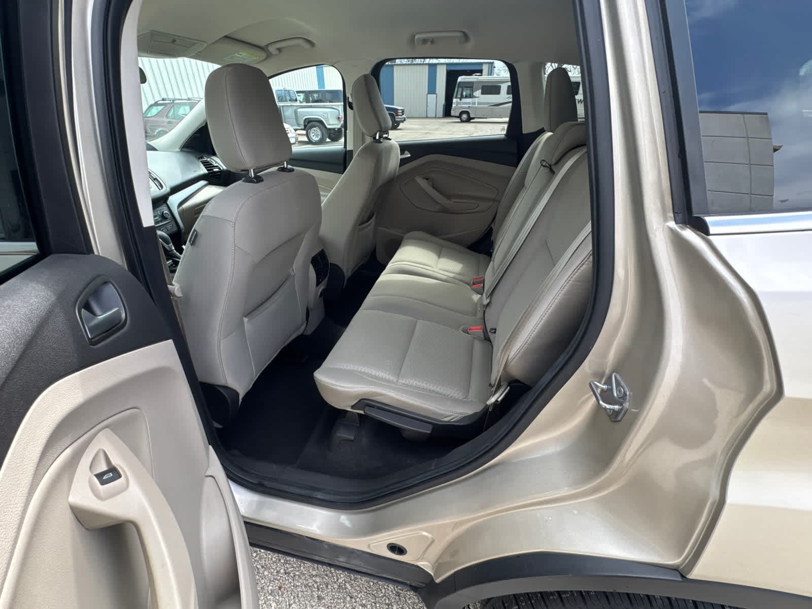 Thumbnail: 2018 Ford Escape - 14