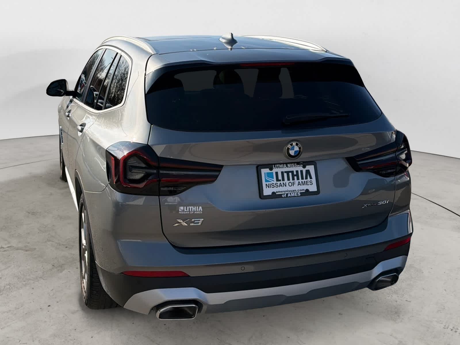 Thumbnail: 2023 BMW X3 - 3