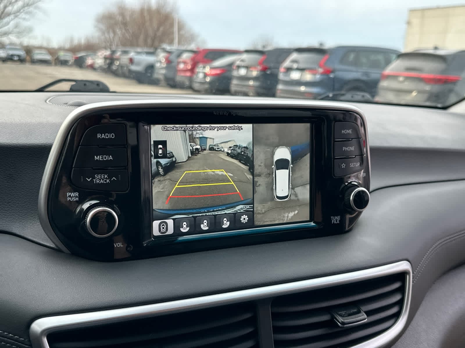 Thumbnail: 2020 Hyundai Tucson - 25