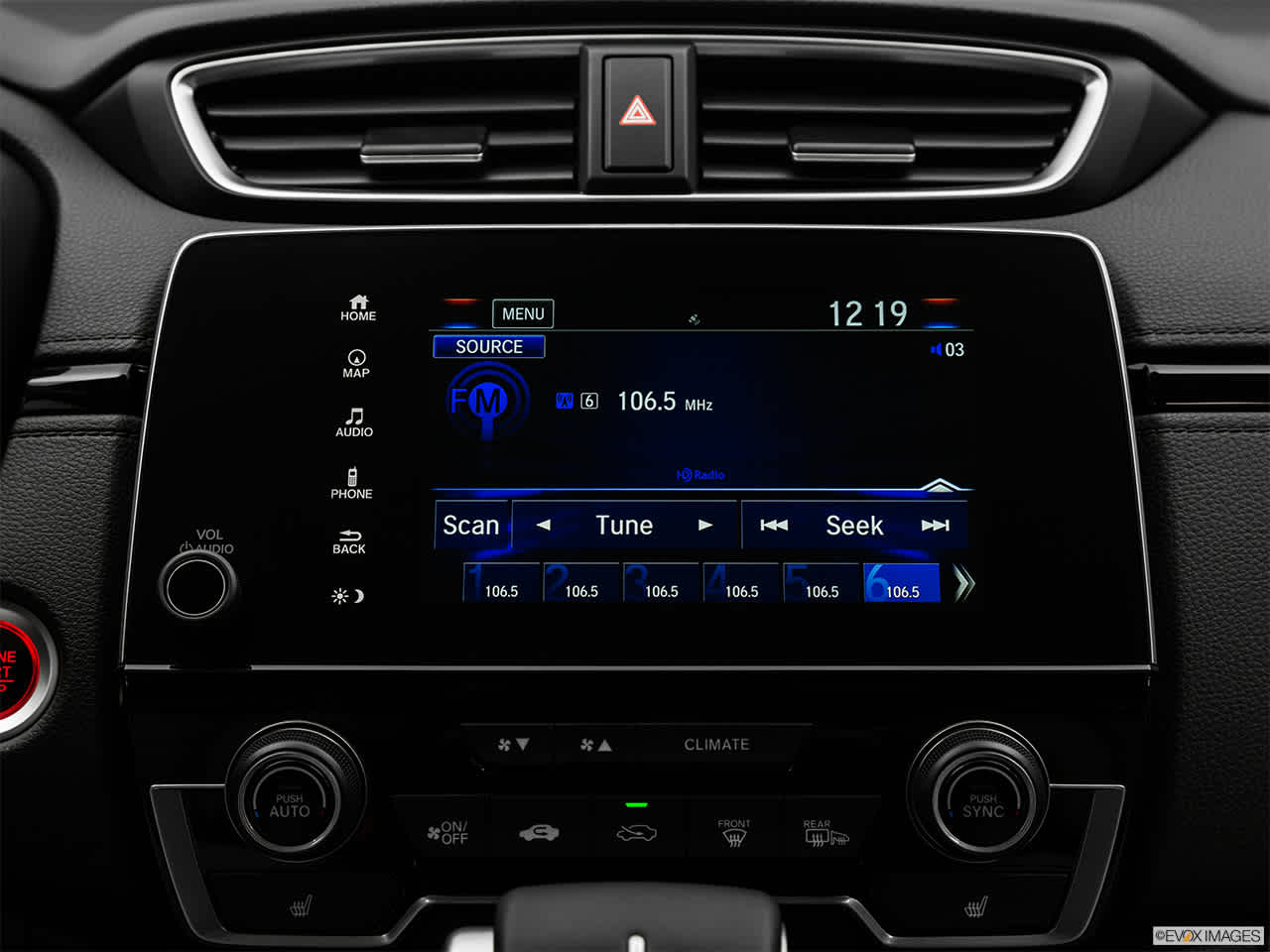 Thumbnail: 2017 Honda CR-V - 18
